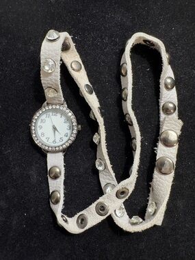 Neo-VTG Boho Wrap Watch Bracelet Multi Strand Studded Rhinestone Leather Look